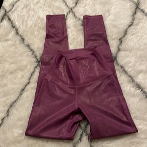 Electric Yoga leggings- pink shimmer size XS